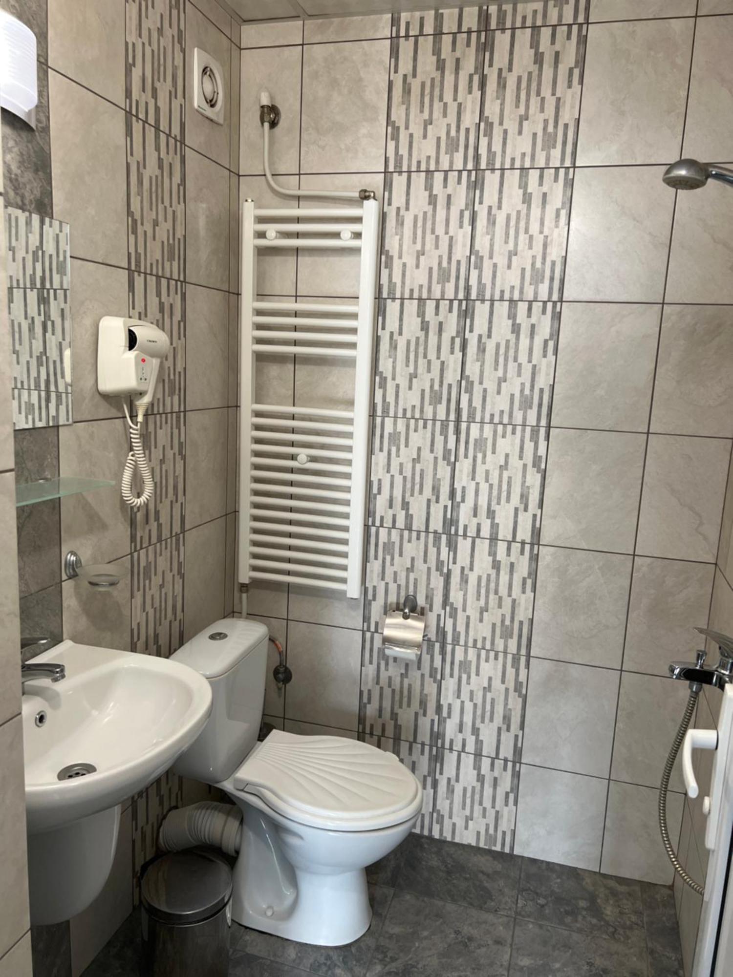 Hotel Rositsa Veliko Turnovo Bagian luar foto